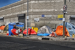 Photo: Tents used by homeless people in Los Angeles