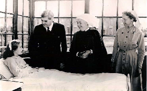 Photo: Aneurin Bevan visits the new NHS, 5th July 1948